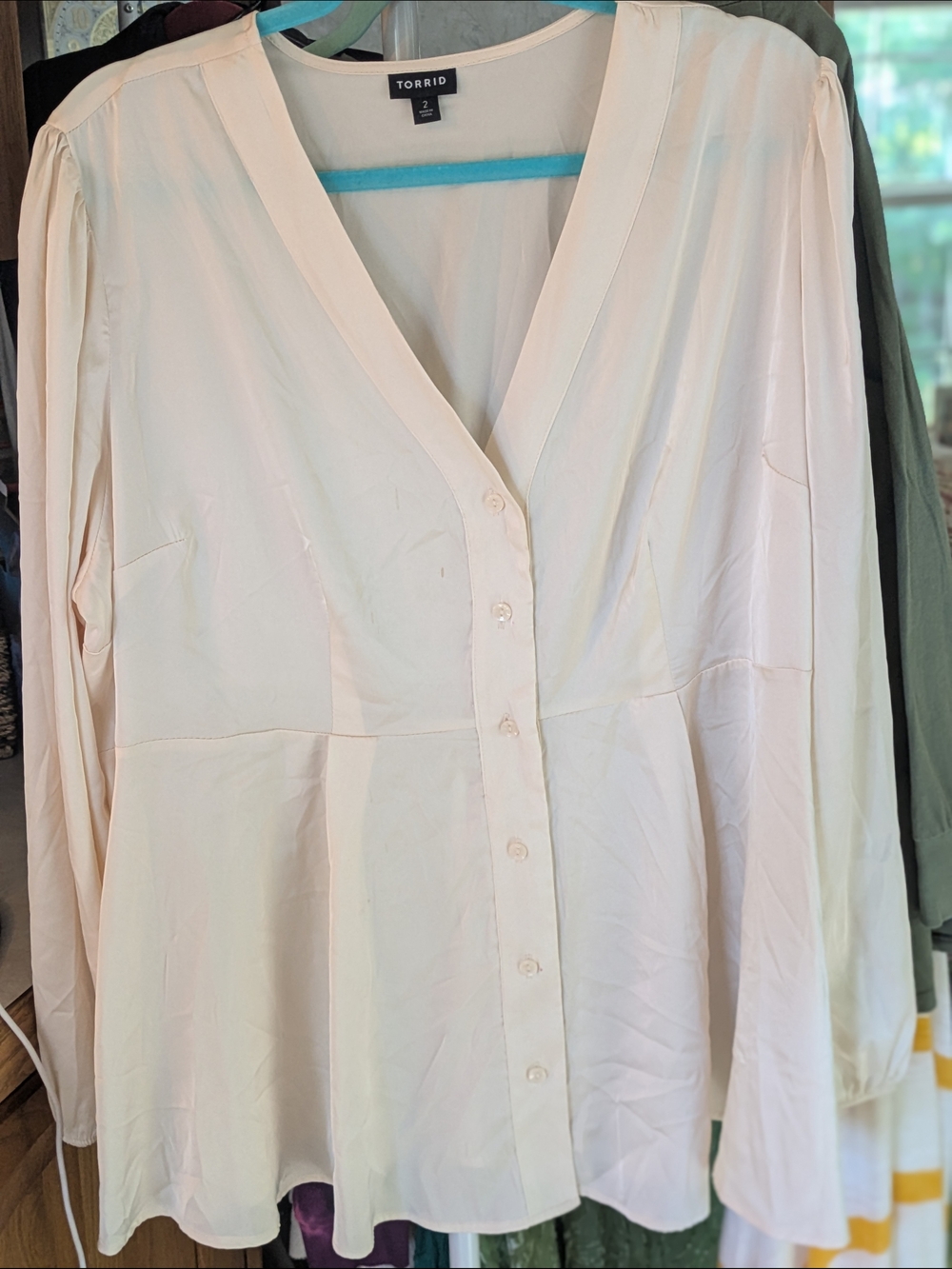 torrid cream Satin button-front V-neck peplum blouse